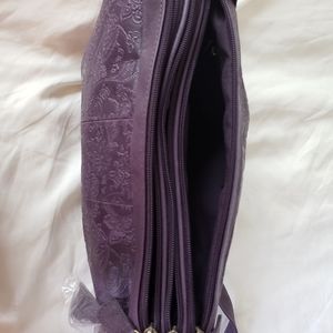 Leather shoulder bag